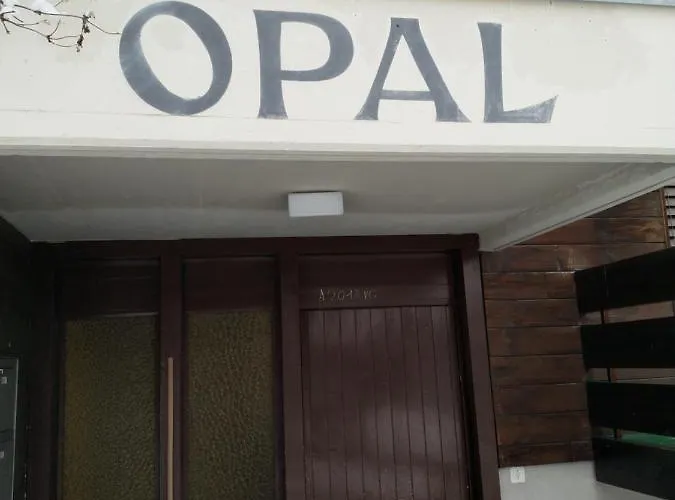 Haus Opal,dachwohnung Nr.30 *