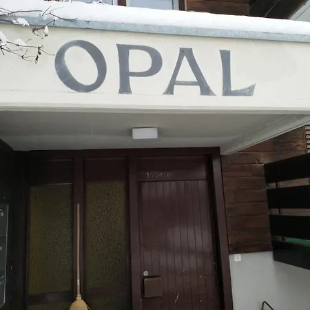 Haus Opal,dachwohnung Nr.30 *