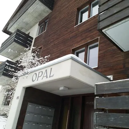 Haus Opal,dachwohnung Nr.30 Διαμέρισμα Grächen